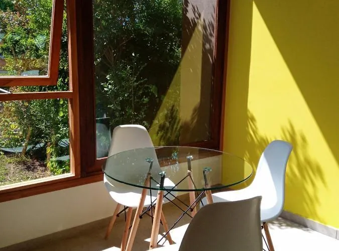 Casita Moderna Frente Al Bosque